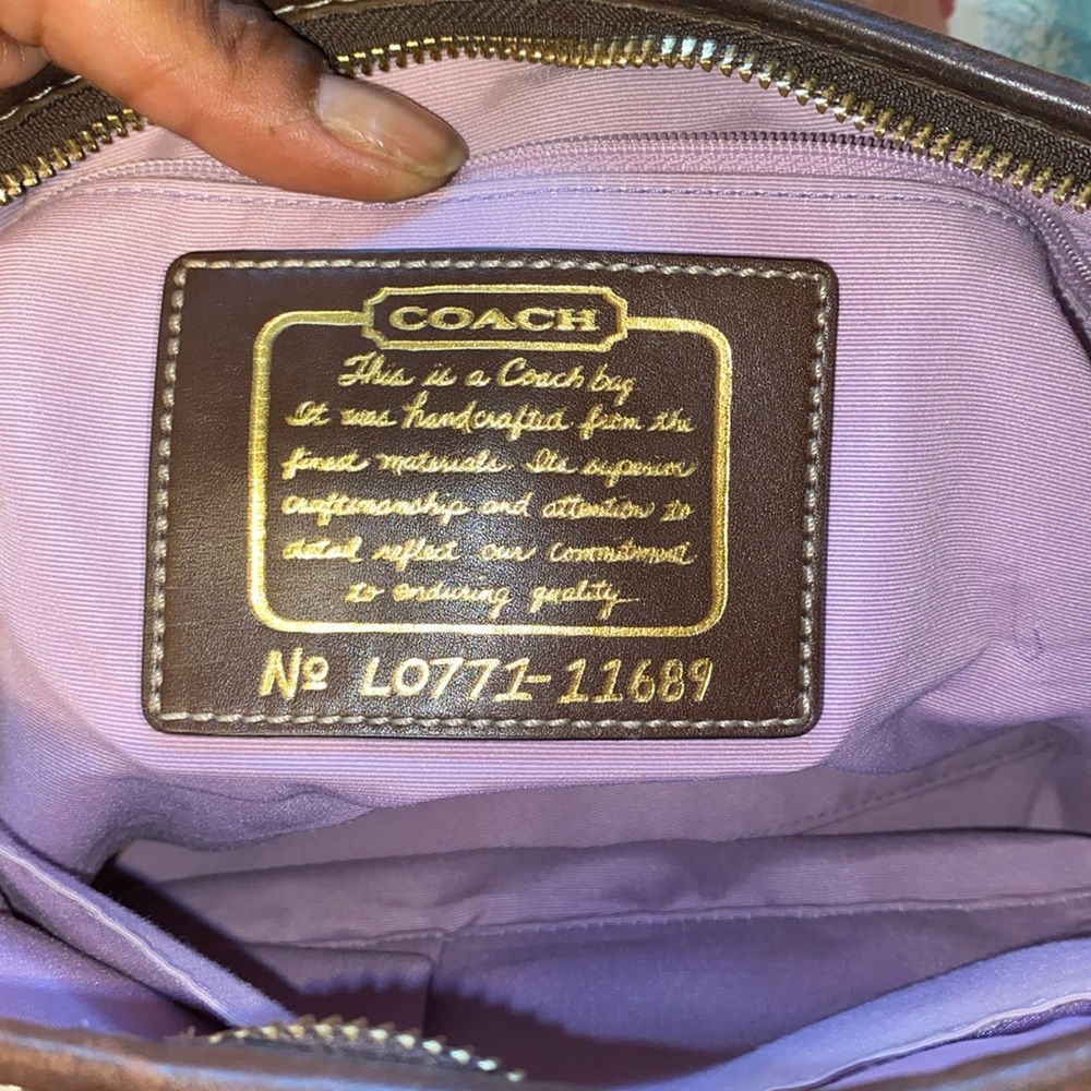 Coach designer bag fairly used like brand new a gift for someone special